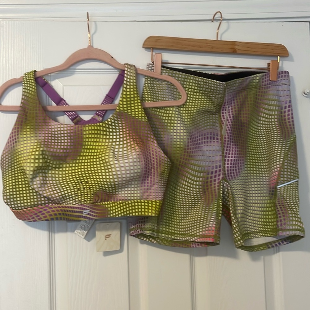 NWT Fabletics reflective bike short and sports bra set